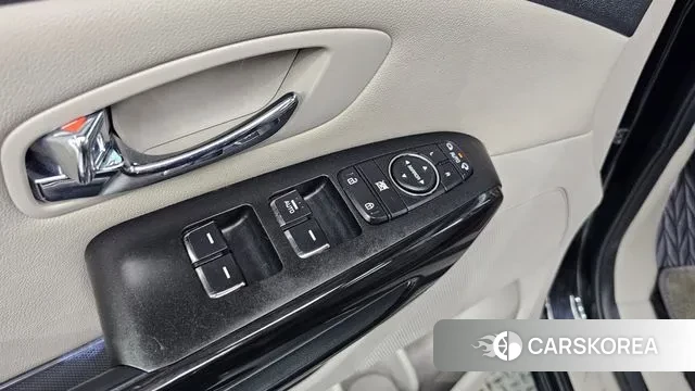 Kia The New Carnival 2019 Черный из Кореи, фото 2