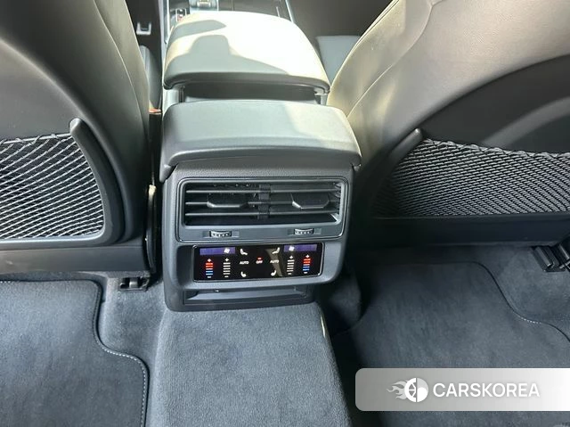 Audi Q7 (4M) 2026 Черный из Кореи, фото 2