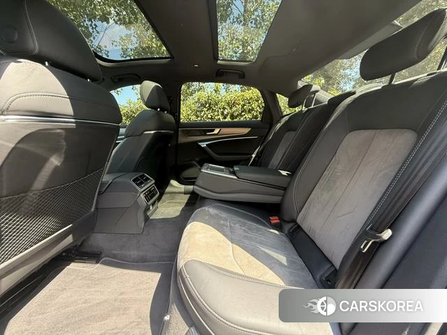 Audi A6L PHEV 2021 Черный из Китая, фото 2