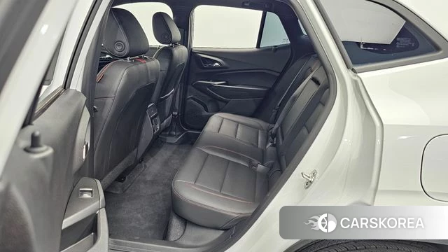 Chevrolet (GM Daewoo) Trax Crossover 2025 Белый из Кореи, фото 2