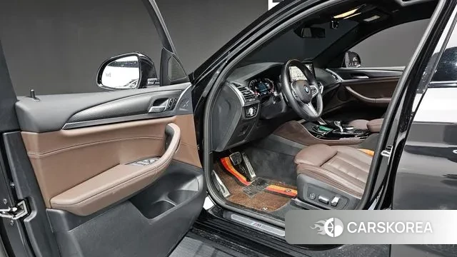 BMW X4 (G02) 2022 Черный из Кореи, фото 2