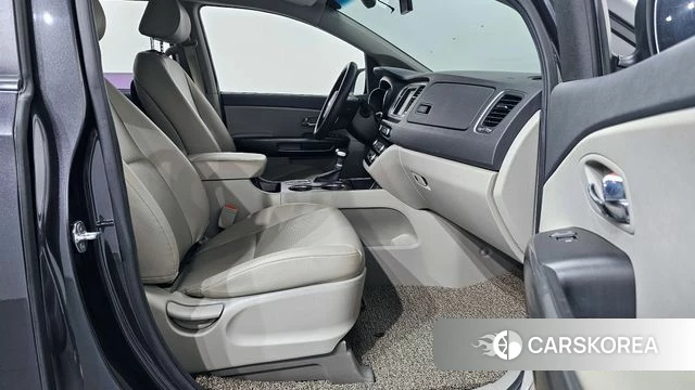 Kia The New Carnival 2019 Серый из Кореи, фото 2
