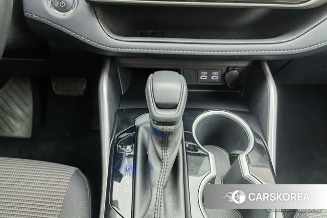 Toyota Highlander 2024 Белый из Китая, фото 2