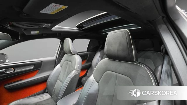 Volvo XC40 2019 Белый из Кореи, фото 2