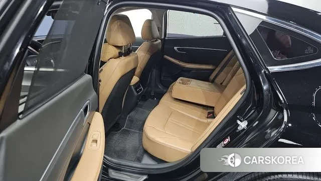 Hyundai Sonata (DN8) 2019 Черный из Кореи, фото 2