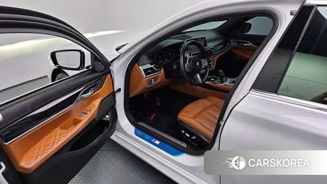 BMW 7 Series (G11) 2020 Белый из Кореи, фото 2