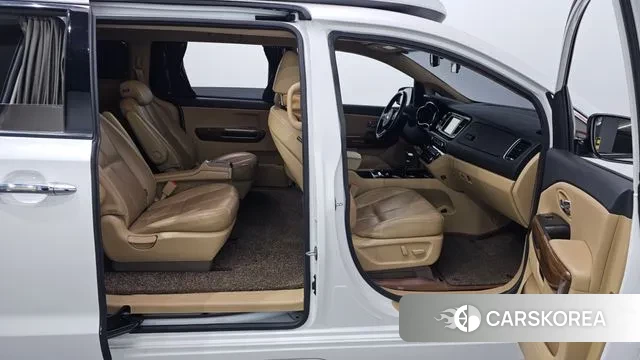 Kia All New Carnival 2018 Белый из Кореи, фото 2