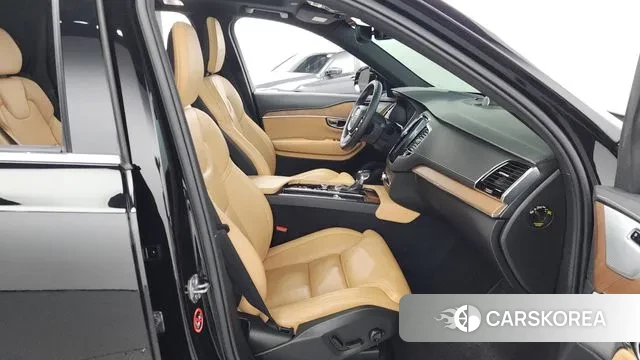 Volvo XC90 second Generation 2018 Черный из Кореи, фото 2