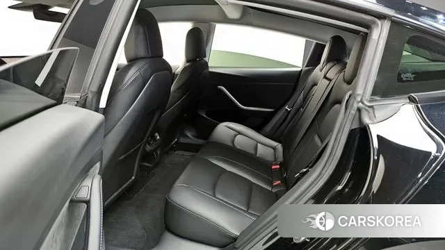 Tesla Model 3 2022 Черный из Кореи, фото 2