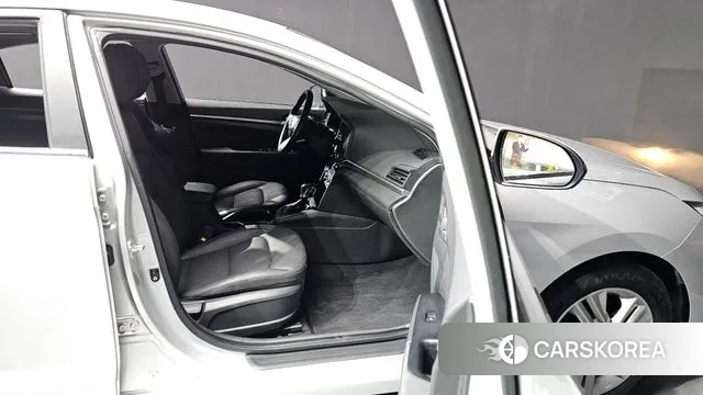 Hyundai The New Avante AD 2019 Серебряный из Кореи, фото 2