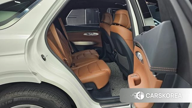 Genesis GV70 2025 Белый из Кореи, фото 2