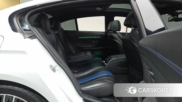BMW 6 Series (F12) 2018 Белый из Кореи, фото 2