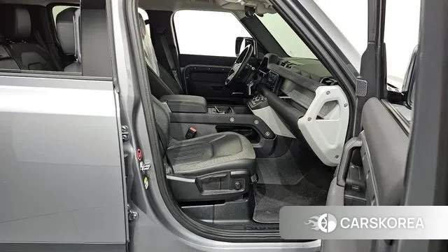 Land Rover Defender (L663) 2020 Серый из Кореи, фото 2