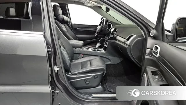 Jeep Grand Cherokee 2021 Серый из Кореи, фото 2