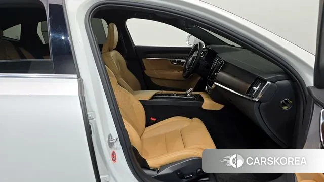 Volvo S90 2022 Белый из Кореи, фото 2