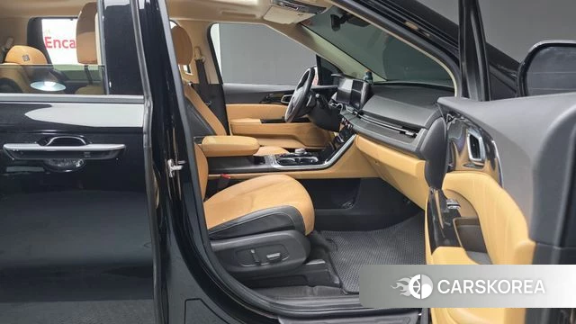 Kia Carnival 4th generation 2022 Черный из Кореи, фото 2