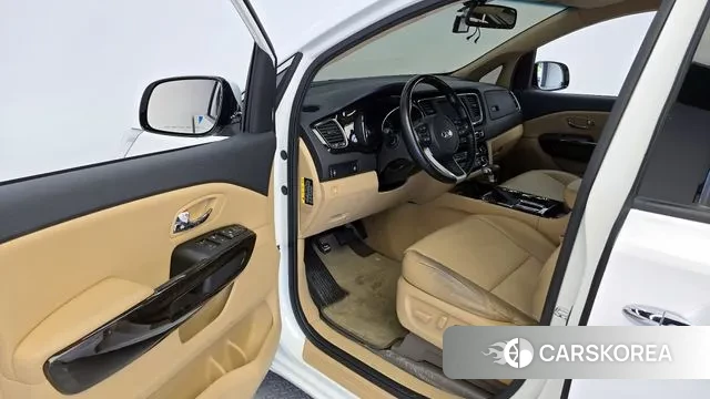 Kia The New Carnival 2019 Белый из Кореи, фото 2