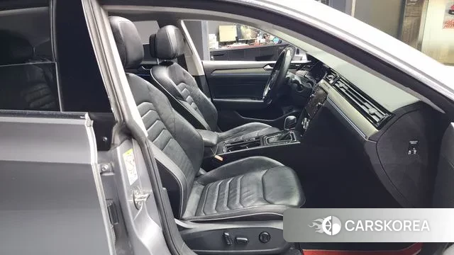 Volkswagen Arteon 2019 Серебряный из Кореи, фото 2