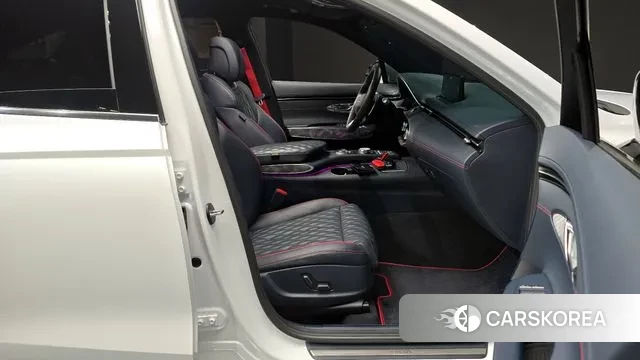 Genesis GV70 2021 Белый из Кореи, фото 2