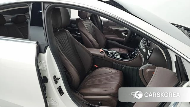 Mercedes-Benz CLS-Class C257 2019 Белый из Кореи, фото 2