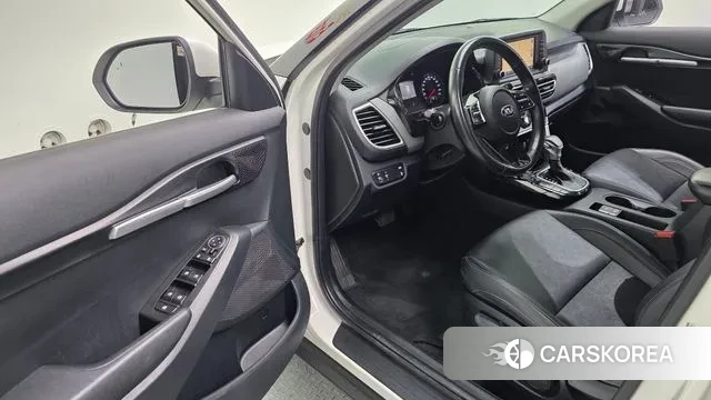 Kia Seltos 2021 Белый из Кореи, фото 2