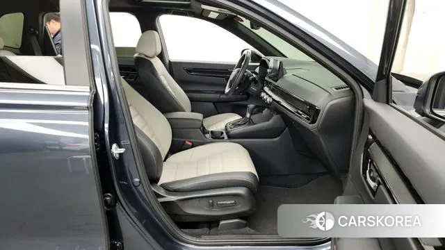 Honda CR-V 6th generation 2024 Серый из Кореи, фото 2