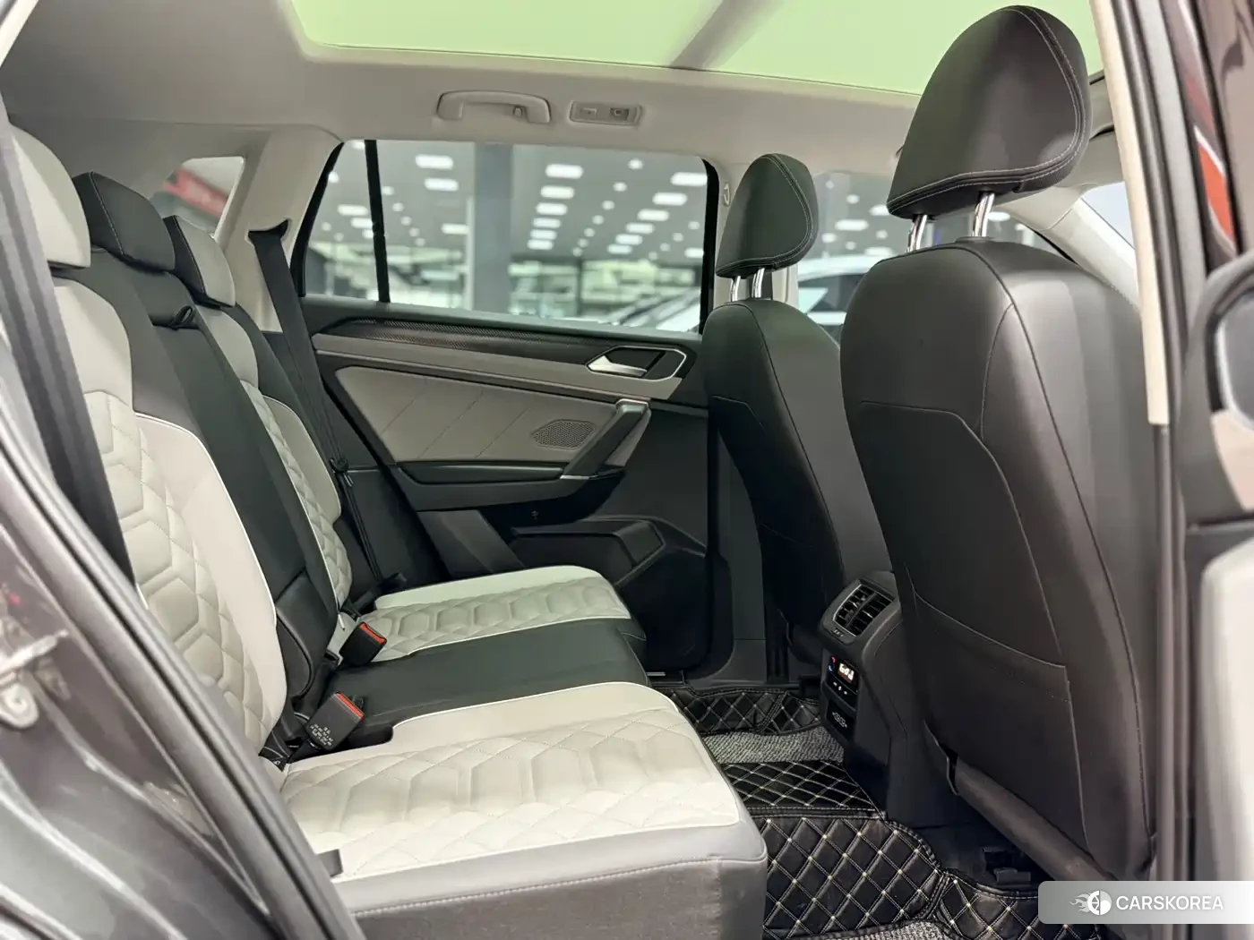 Volkswagen Tanyue 2024 Черный из Китая, фото 2