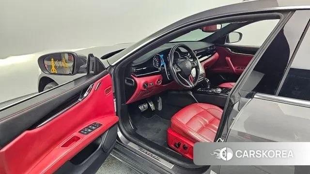 Maserati Quattroporte 2018 Серый из Кореи, фото 2