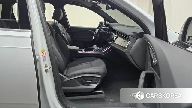 Audi Q7 (4M) 2021 Белый из Кореи, фото 2