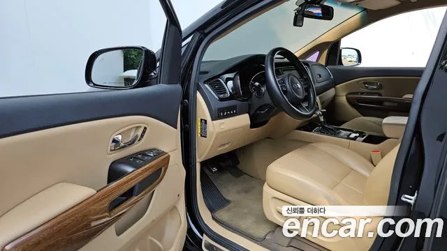 Kia All New Carnival 2018 Черный из Кореи, фото 2