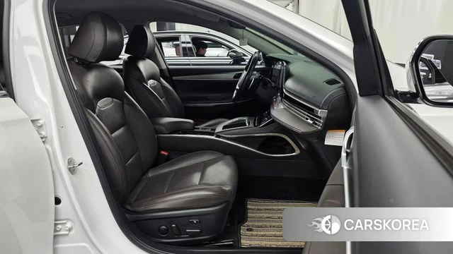 Hyundai The New Grandeur IG Hybrid 2019 Белый из Кореи, фото 2