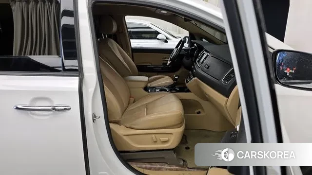 Kia The New Carnival 2018 Белый из Кореи, фото 2