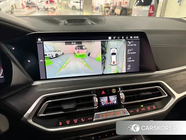 BMW X7 (G07) 2021 Белый из Кореи, фото 2