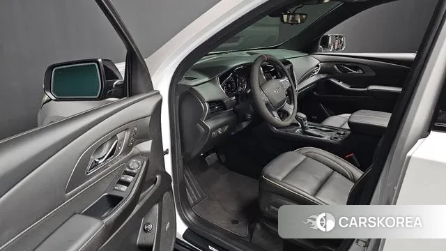 Chevrolet (GM Daewoo) Traverse 2023 Белый из Кореи, фото 2