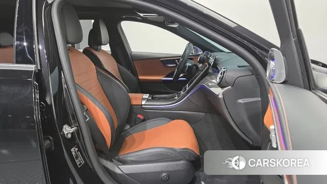 Mercedes-Benz C-Class W206 2023 Черный из Кореи, фото 2