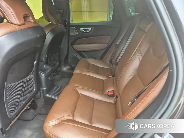 Volvo XC60 second Generation 2023 Серый из Кореи, фото 2