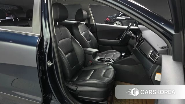 Kia Niro 2018 Синий из Кореи, фото 2