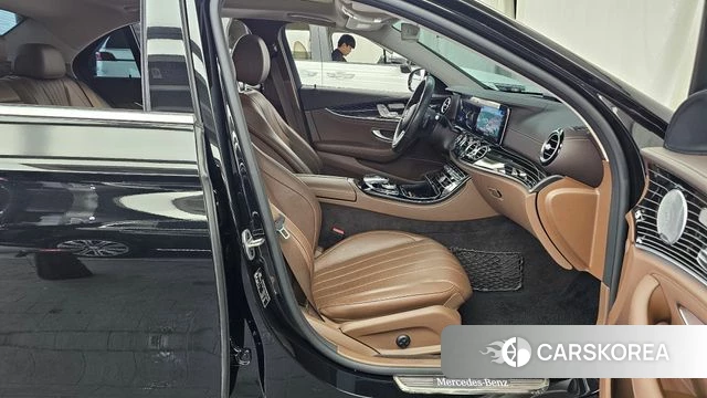 Mercedes-Benz E-Class W213 2020 Черный из Кореи, фото 2