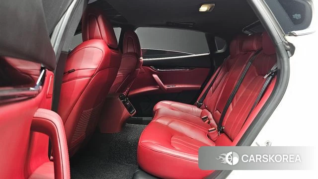 Maserati Quattroporte 2018 Белый из Кореи, фото 2