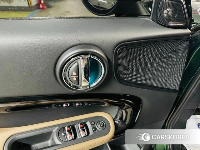 Mini Cooper D Countryman 2018 Зеленый из Кореи, фото 2