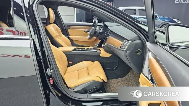 Volvo S90 2019 Черный из Кореи, фото 2