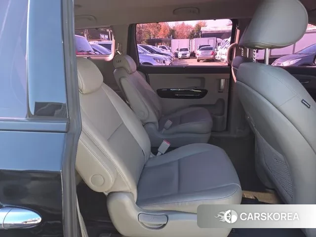 Kia The New Carnival 2018 Черный из Кореи, фото 2
