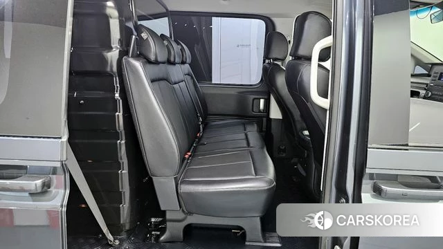 Hyundai Staria 2022 Серый из Кореи, фото 2