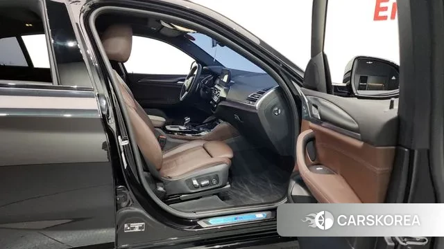 BMW X4 (G02) 2022 Черный из Кореи, фото 2