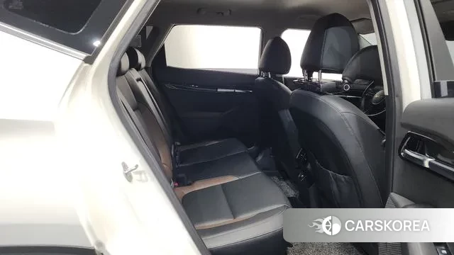 Kia Seltos 2021 Белый из Кореи, фото 2