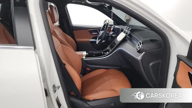 Mercedes-Benz GLC-Class X254 2023 Белый из Кореи, фото 2