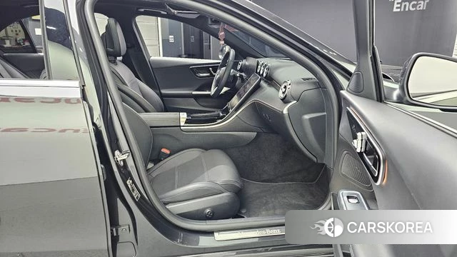Mercedes-Benz C-Class W206 2023 Серый из Кореи, фото 2