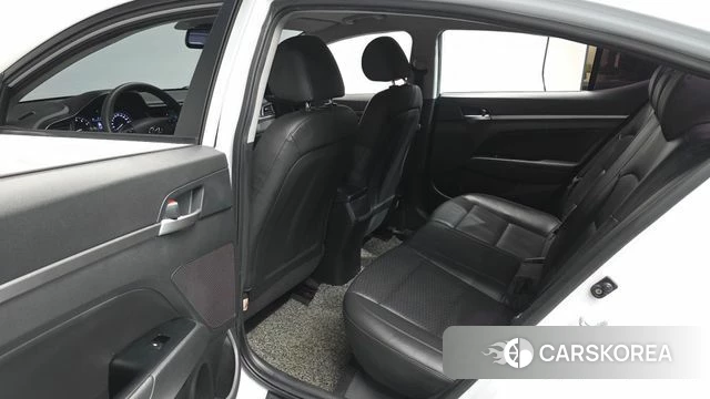 Hyundai The New Avante AD 2019 Белый из Кореи, фото 2