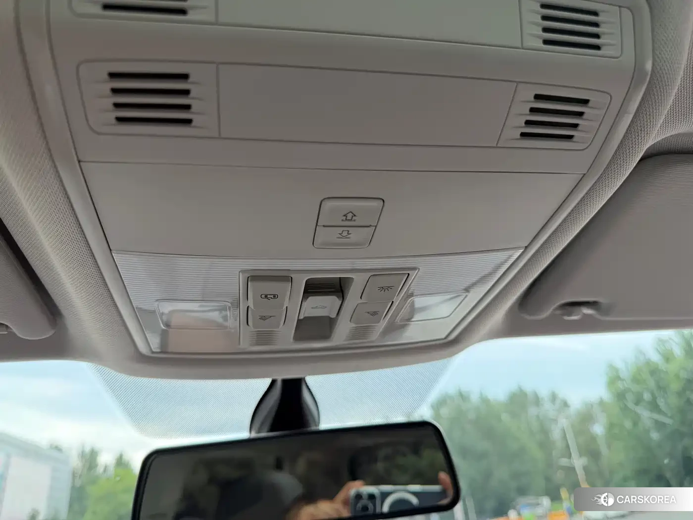 Skoda Karoq 2023 Черный из Китая, фото 2