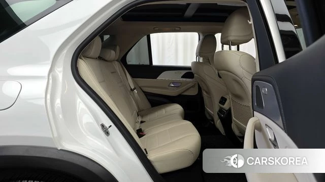 Mercedes-Benz GLE-Class W167 2021 Белый из Кореи, фото 2